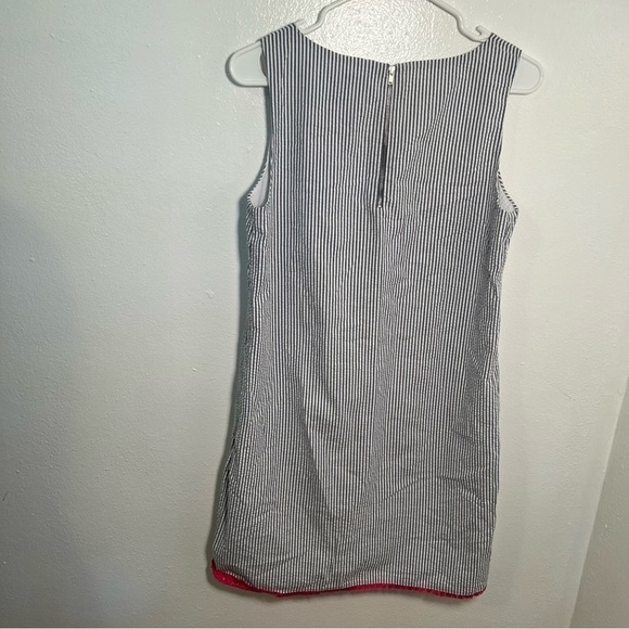 Heyton Sleeveless Shift Dress White Blue Seersucker - Picture 6 of 11